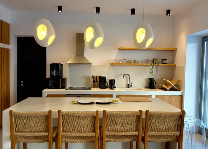 Faragas Hill Euphoria Angairiá