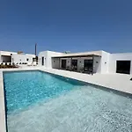 Faragas Hill Euphoria Villa *
