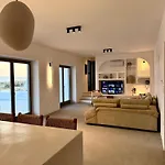 Faragas Hill Euphoria Villa Angairiá